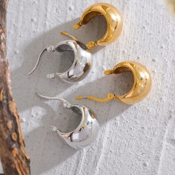 Gold-plated Hoop Earrings - Picture 5 of 6